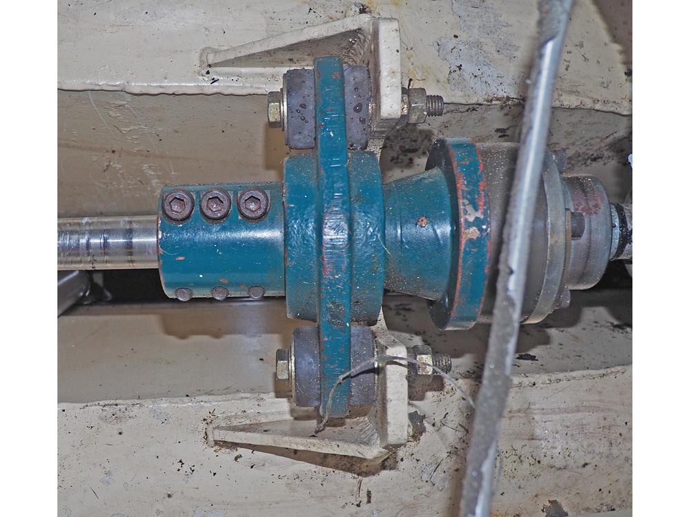  Motor